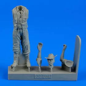   Aerobonus Royal Australian Air Force Fighter Pilot – figura makett