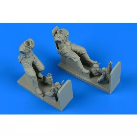   Aerobonus Soviet WWII Pilot a.Gunner for II-2m3 Sturmovik wit seat – figura makett