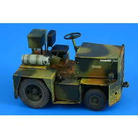   Aerobonus United Tractor G40C TOW Tractor (LPG) – földi kiszolgáló eszköz makett