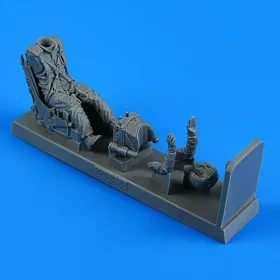   Aerobonus Soviet Pilot with ej. seat for Su-25 for TRUMPETER – figura makett