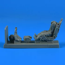   Aerobonus Soviet Pilot with ej. seat for MiG-21 for TRUMPETER – figura makett