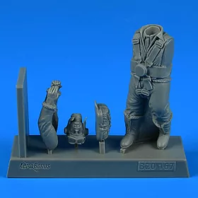   Aerobonus RAF WWII Bomber Pilot with parachute – figura makett
