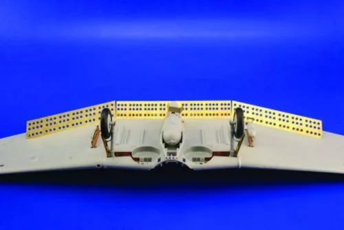 Eduard Accessories SBD Dauntless landing flaps für Trumpeter Bausatz - fékszárnyak