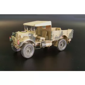 Plus Model British light truck WOT-2C – járműmakett