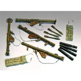   Plus Model Panzerfaust M1 und M1A1 – fegyverrendszer makett