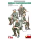 MiniArt German Panzergrenadiers – 1:35 figura makett