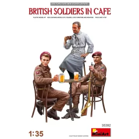MiniArt British Soldiers in Cafe – 1:35 figura makett