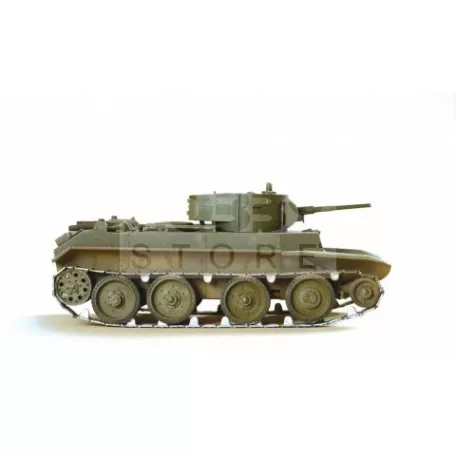 Zvezda BT-7 Soviet Tank with Crew makett 1:35 (3545Z)
