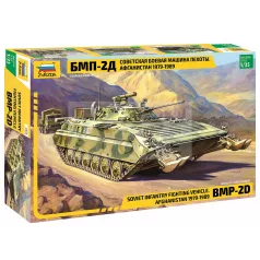   Zvezda BMP-2D Soviet Infantry Fighting Vehicles makett 1:35 (3555Z)