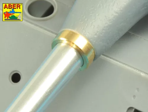 Aber Models 10,5cm KwK L/70 barrel with double baffle muzzle brake for German Pz.Kpfw. VII Löwe - német Pz.Kpfw. VII Löwe – 10,5 cm-es KwK L/70 kétkamrás lövegcső – csőszájfékkel
