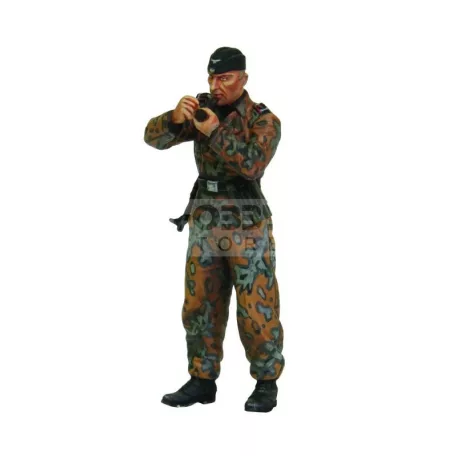Zvezda German Tank Crew WWII Late makett 1:35 (3614Z)