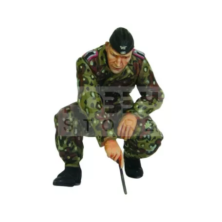 Zvezda German Tank Crew WWII Late makett 1:35 (3614Z)