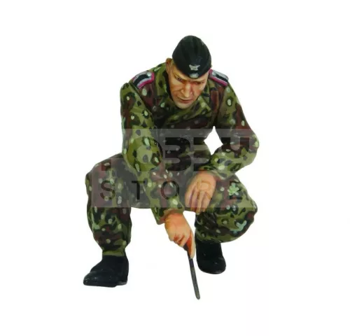 Zvezda German Tank Crew WWII Late makett 1:35 (3614Z)