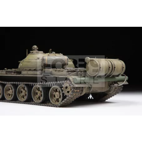 Zvezda T-62 Soviet Main Battle Tank makett 1:35 (3622Z)