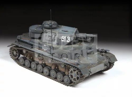 Zvezda Military Panzer IV Ausf.E makett 1:35 (3641Z)