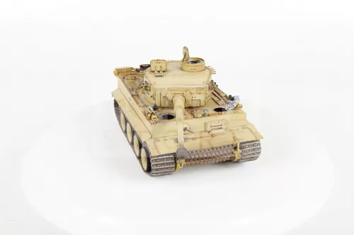 Zvezda Tiger I Early /Kursk/ makett 1:35 (3646Z)