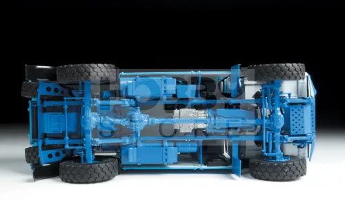 Zvezda Kamaz rallye truck makett 1:35 (3657Z)