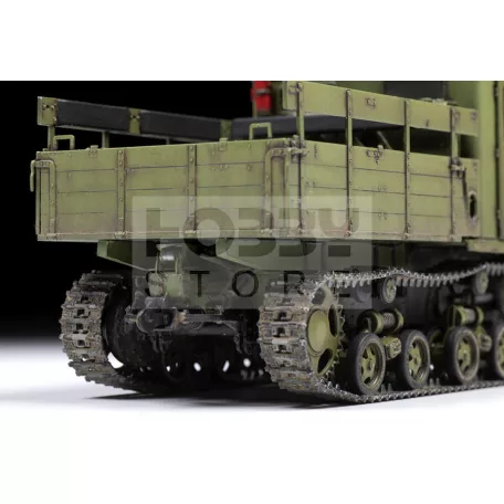 Zvezda STZ-5 Soviet artillery tractor makett 1:35 (3663Z)
