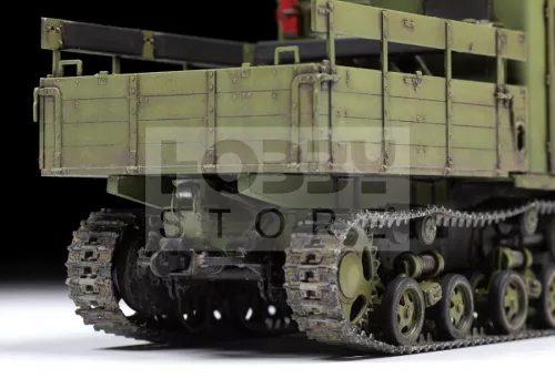 Zvezda STZ-5 Soviet artillery tractor makett 1:35 (3663Z)