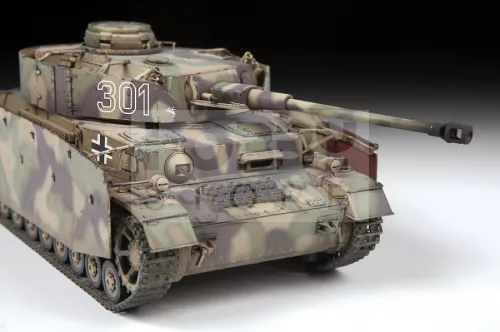 Zvezda Panzer IV Ausf. G. (Sd.Kfz.161) makett 1:35 (3674Z)