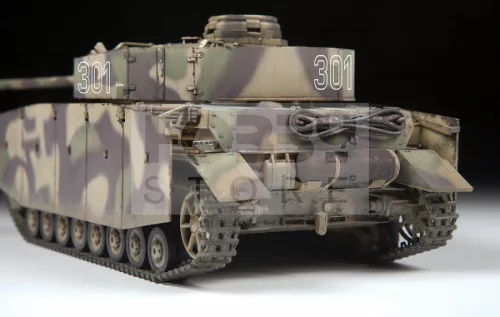 Zvezda Panzer IV Ausf. G. (Sd.Kfz.161) makett 1:35 (3674Z)