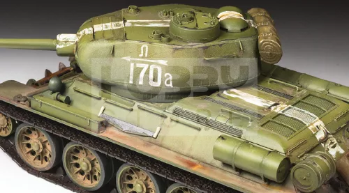 Zvezda Soviet Medium Tank T-34/85 makett 1:35 (3687Z)