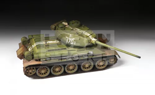 Zvezda Soviet Medium Tank T-34/85 makett 1:35 (3687Z)