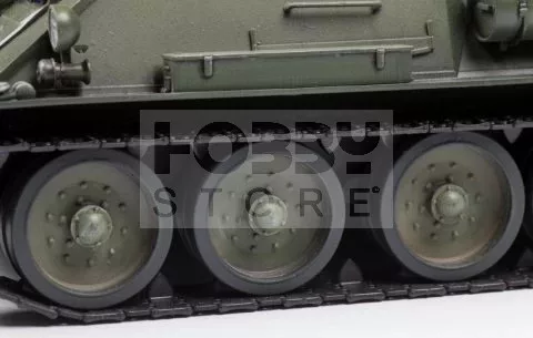 Zvezda SU-100 Soviet tank destroyer makett 1:35 makett (3688Z)