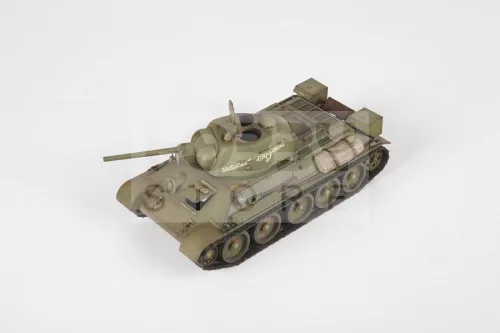 Zvezda T-34/76 mod.1943 Uralmash makett 1:35 (3689Z)