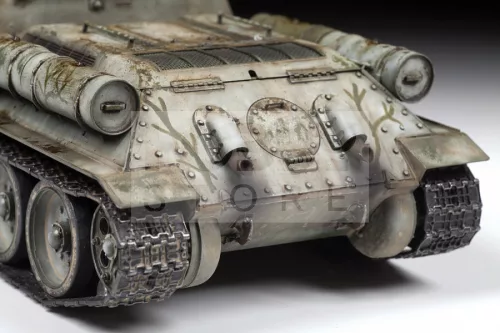Zvezda SU-122 Self Propelled Gun makett 1:35 (3691Z)