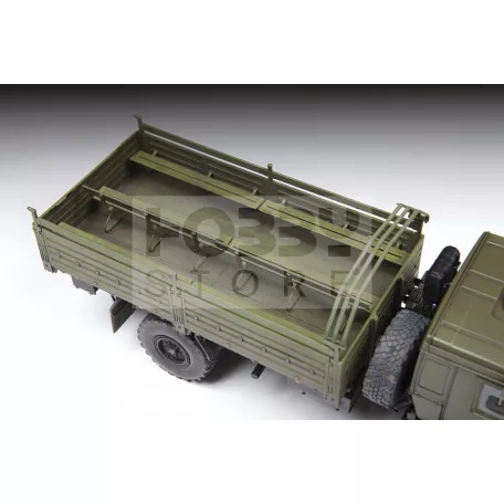 Zvezda Russian 2 Axle Military Truck K-4326 makett 1:35 (3692Z)