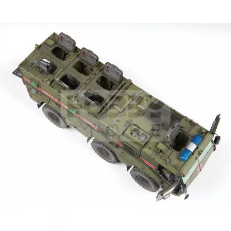 Zvezda Typhoon-K 6X6 Armoured Vehicle makett 1:35 (3701Z)