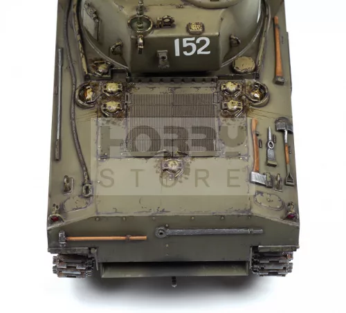 Zvezda M4 A2 Sherman makett 1:35 (3702Z)