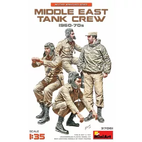   MiniArt Middle East Tank Crew 1960-70s – 1:35 figura makett