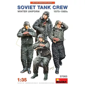   MiniArt Soviet Tank Crew 1970-1980s. Winter Uniform – 1:35 figura makett