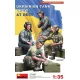 MiniArt Ukrainian Tank Crew at Rest – 1:35 figura makett