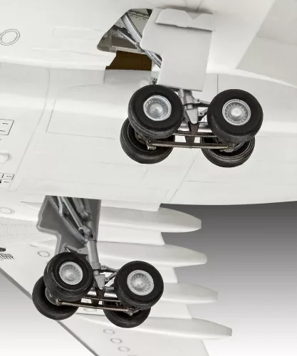 Revell Airbus A330-300 Lufthansa "New Livery" – 1:144 repülőgép makett