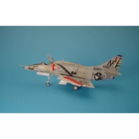   Aires A-4E/F Skyhawk Cockpit Set, Fahrwerk schacht, Bremsklappen für Hasegawa Bausatz - cockpitkészlet