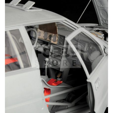 Italeri Lancia Delta HF integrale 16v 1:12 autó makett 4709IT