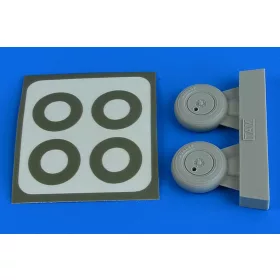   Aires Spitfire Mk.I wheels (with covers) & paint masks f.Tamiya - kerekek