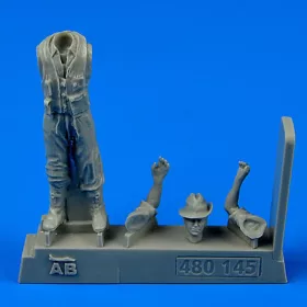   Aerobonus Royal Australian Air Force Fighter Pilot WWII – 1:48 figura (480145) makett