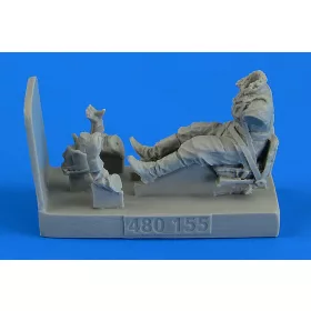   Aerobonus Soviet Woman Gunner WWII with seat for Po-2 for ICM – figura makett
