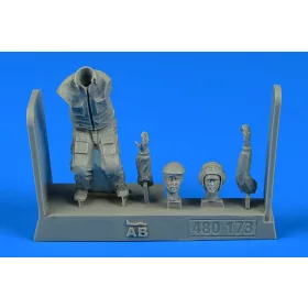  Aerobonus Soviet Aircraft Mechanic-the period of the Warsaw pact (2) – figura makett