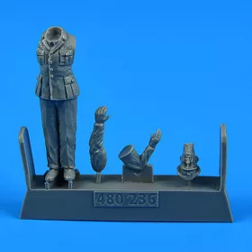   Aerobonus Kriegsmarine WWII Ceremony-Officer f.German Submarine U-Boat TypVIIC f.Trumpeter – figura makett