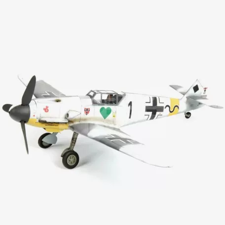 Zvezda Messerschmitt Bf-109 F4 makett 1:48 (4806Z)