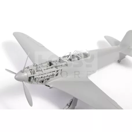 Zvezda Yakovlev YAK-3 Soviet Fighter makett 1:48 (4814Z)