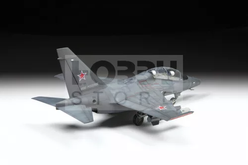 Zvezda YAK-130 Russian Light Bomber makett 1:48 (4818Z)