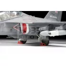 Zvezda YAK-130 Russian Light Bomber makett 1:48 (4818Z)