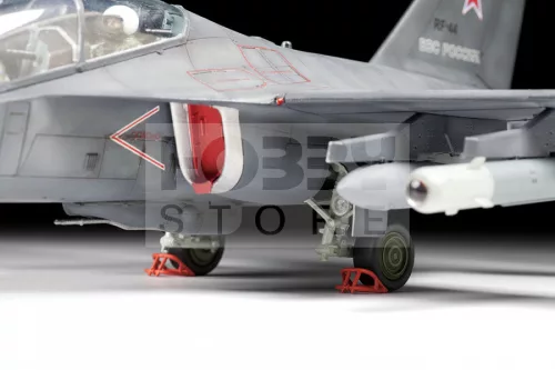 Zvezda YAK-130 Russian Light Bomber makett 1:48 (4818Z)