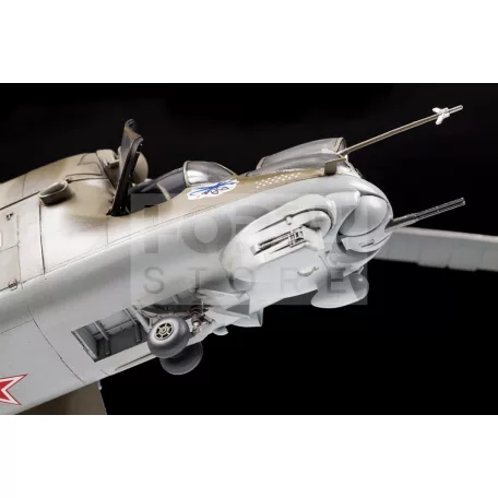 Zvezda MIL Mi-24 V/VP makett 1:48 (4823Z)